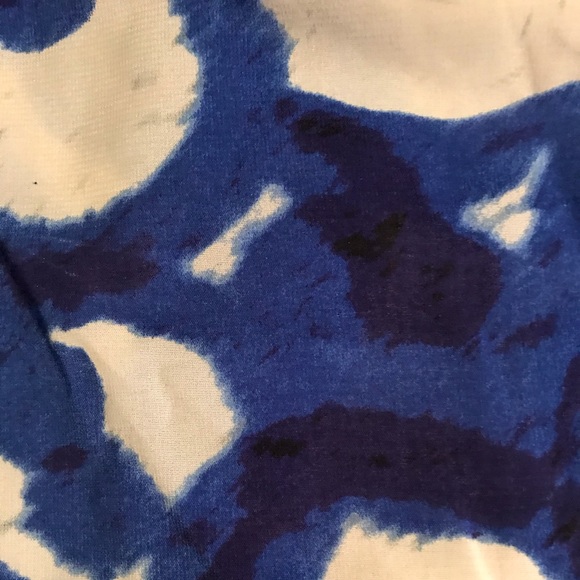 Sleeveless Spring Top - Picture 5 of 15